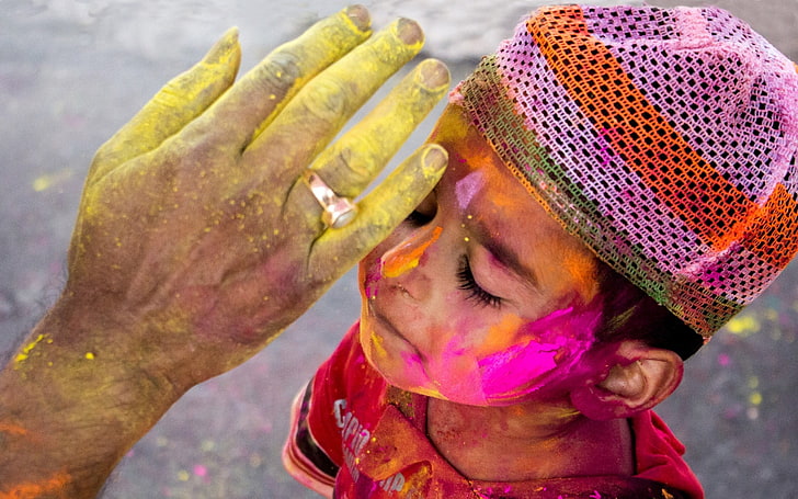 gold-colored ring, Holi, hands, children, one person, headshot