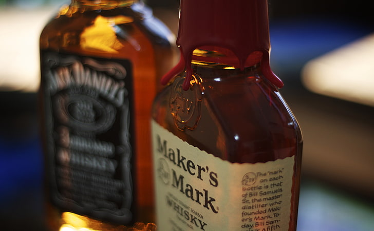 Bourbon Whiskey, Maker's Mark whisky bottle, Food and Drink, Jack