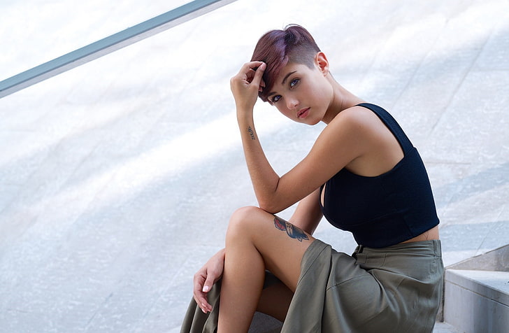 women's black sleeveless crop top, short hair, sitting, model, HD wallpaper