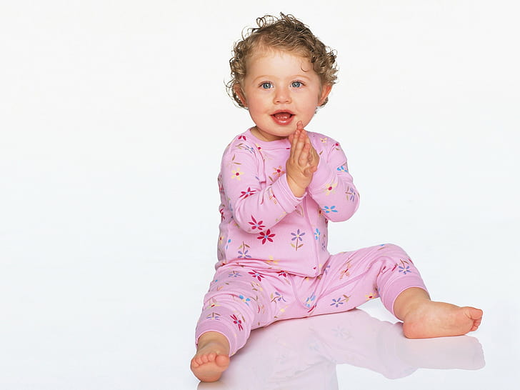 Cute Baby HD (8) HD, baby's pink pajama set, HD wallpaper