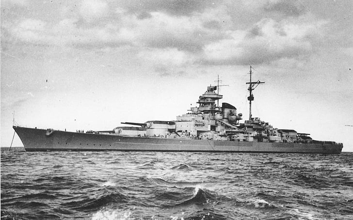 Warships, German battleship Tirpitz