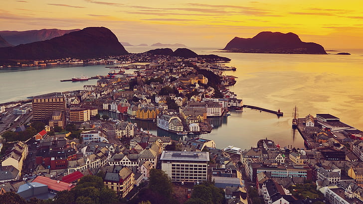 Alesund, Norway, city views, houses, sunset, ocean, cityscape, HD wallpaper