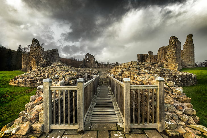 ramp in distance of temple ruins, Kildrummy Castle, walkway, path, HD wallpaper