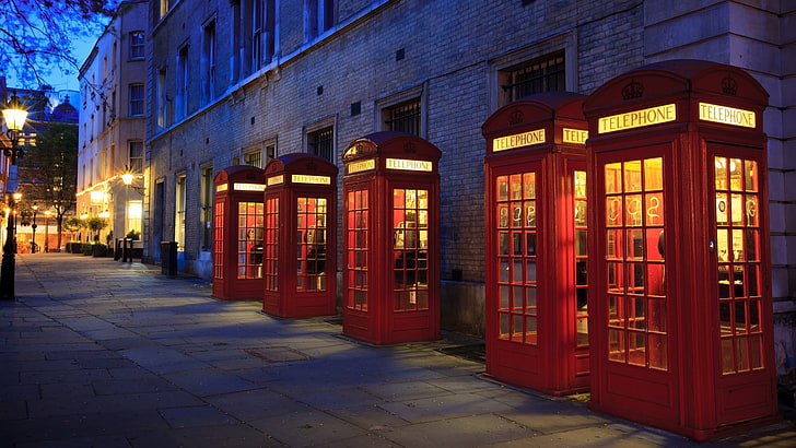 five red telephone booths, city, cityscape, England, architecture