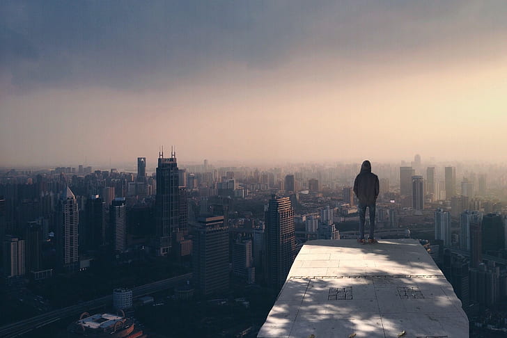 city, skyline, fog, alone, man, buildings, cityscape, person, HD wallpaper