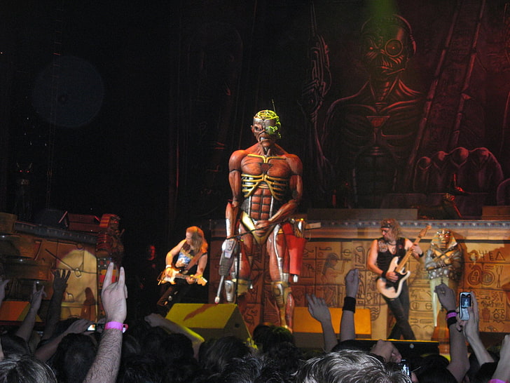 skinless person statue, Band (Music), Iron Maiden