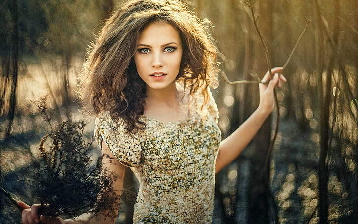 HD wallpaper: Beautiful girl, posture, figure, dress, hair, grass, women's  gray and gold dress | Wallpaper Flare