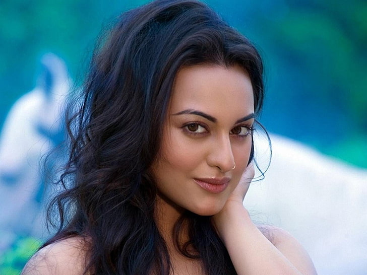 Sonakshi Sinha In Black Hair, women's long black hair, Female Celebrities, HD wallpaper