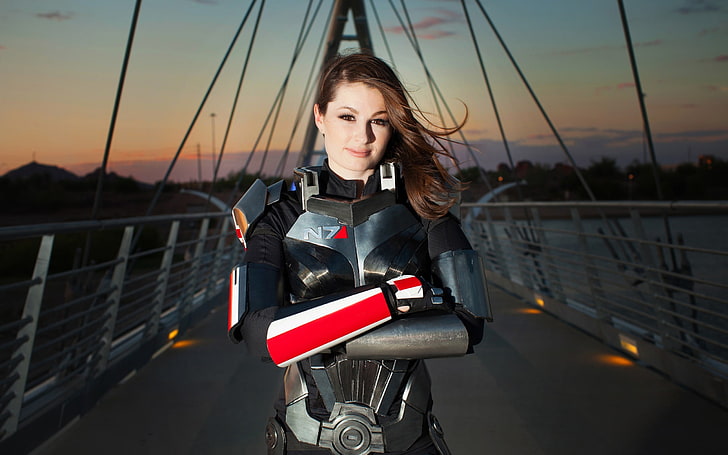 women's gray and black full body armor, Mass Effect, Mass Effect 2