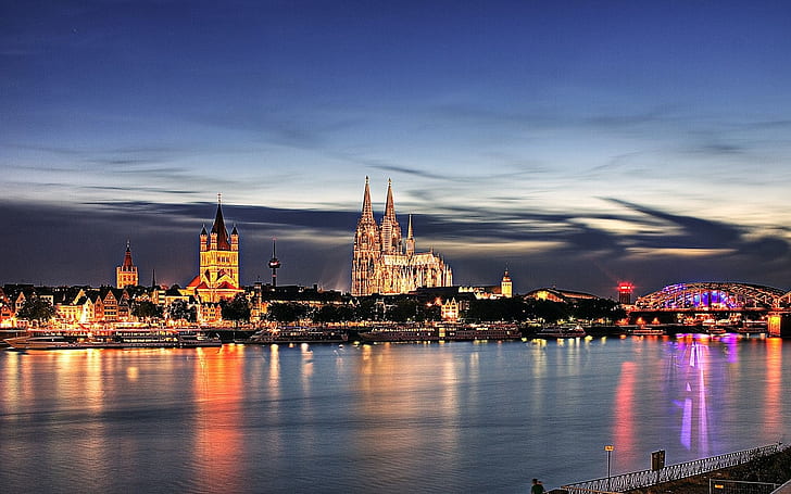 Cologne Cathedral at night, city panoramic shot, HD wallpaper