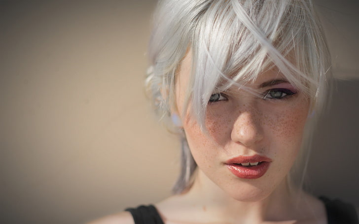 white haired woman, Devon Jade, freckles, looking at viewer, face