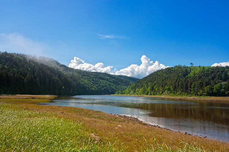 green mountain beside body of water under blue sky, HDR, fundy  national  park, HD wallpaper