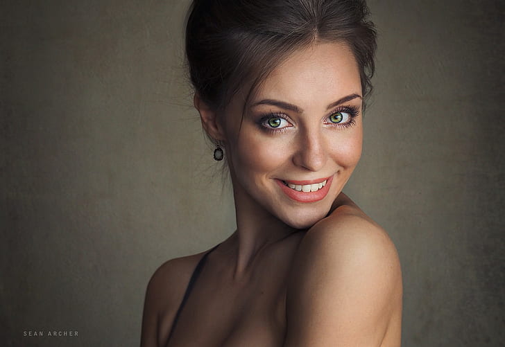 women, portrait, Sean Archer, smiling, simple background, Anastasiya Peredistova, HD wallpaper