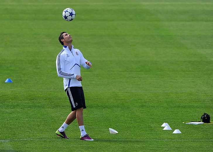 white soccer ball, real madrid, ronaldo, sport, playing, grass, HD wallpaper