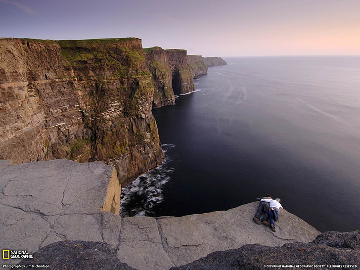 Cliffs of Moher Ireland-National Geographic Wallpa.., gray cliff