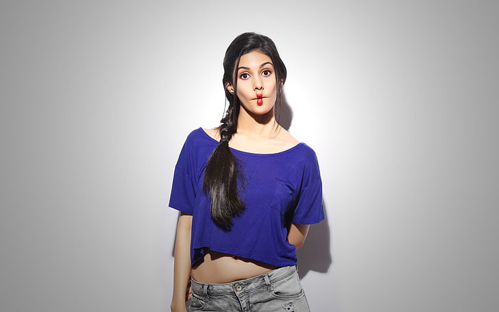 women's purple scoop-neck crop-top shirt, actress, Amyra Dastur