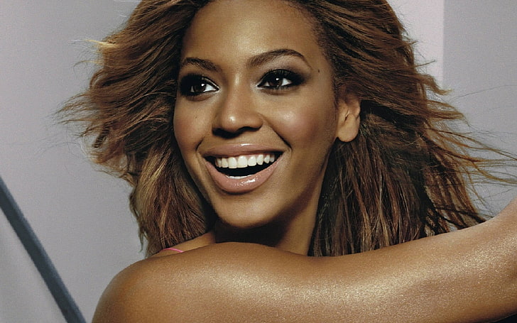 Beyonce Knowles, girl, dancer, smile, women, smiling, adult, females, HD wallpaper