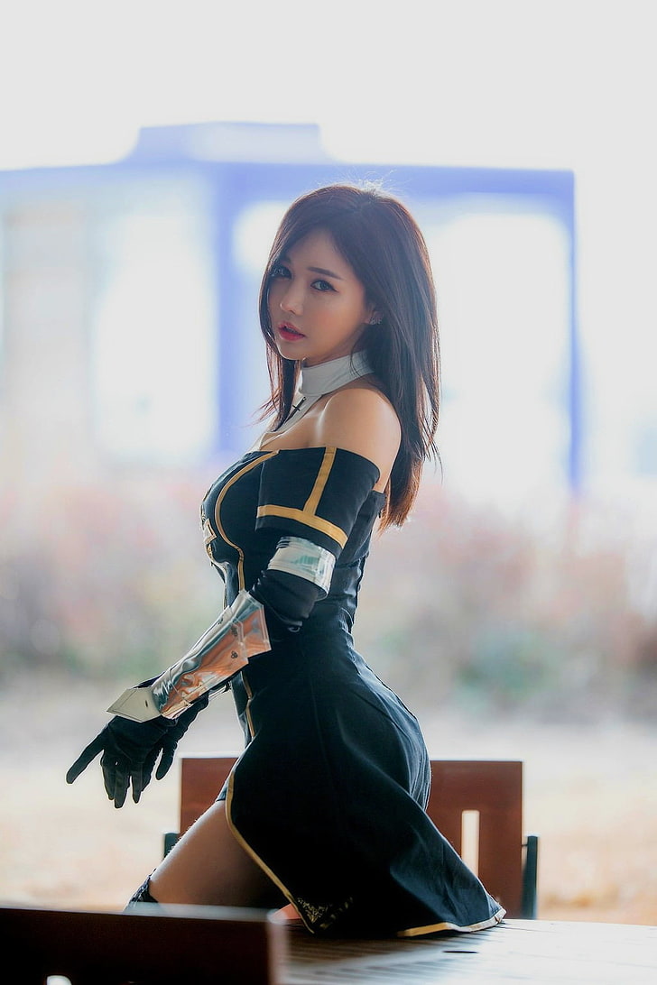 women's black off-shoulder dress, Han Ga Eun, asian cosplayer