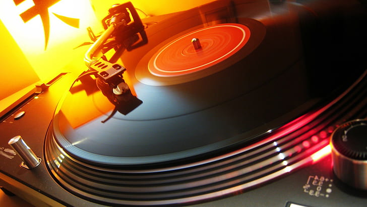 DJ, Turntables, vinyl