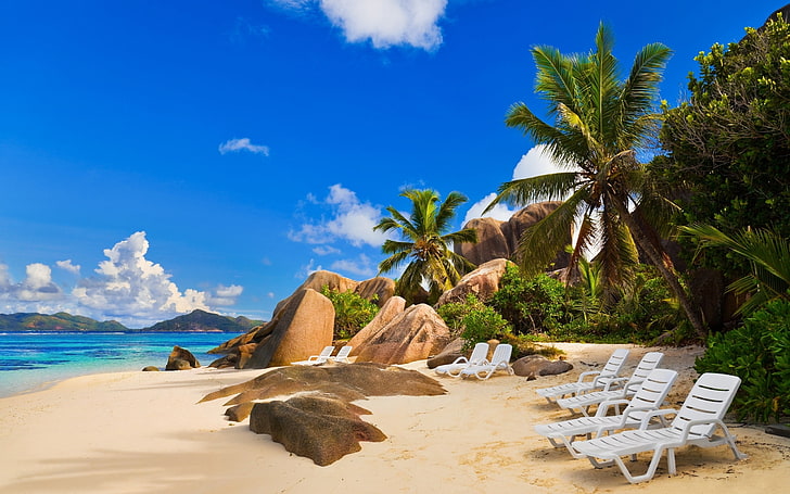 lounger chairs on sand near body of water digital wallpaper, beach