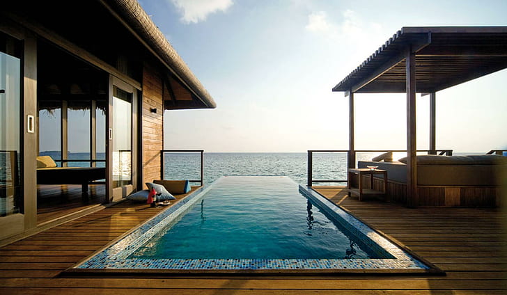 Coco Palm Resort Maldives Water Bungalow, island, deck, swimming, HD wallpaper