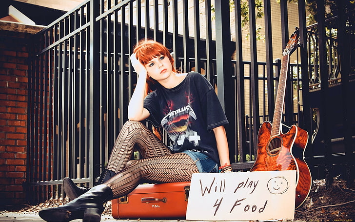 redhead girl guitar-Music HD Wallpaper, women's black and red Metallica crew-neck t-shirt