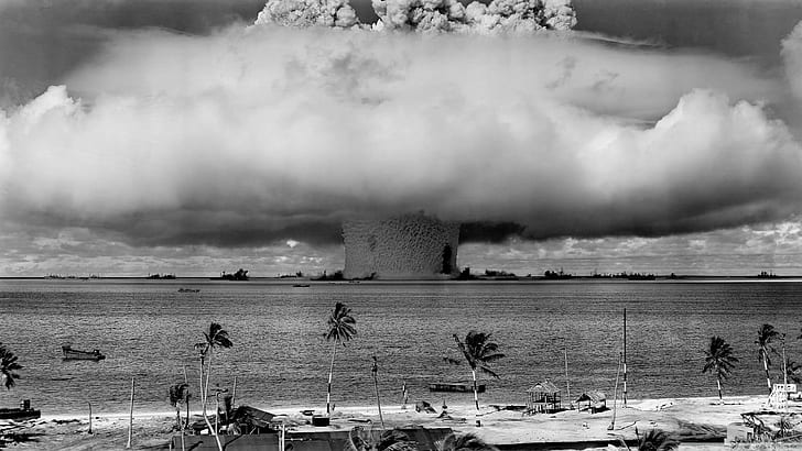 Mushroom Clouds, Monochrome, Atomic Bomb, Sea, Palm Trees, 2560x1440