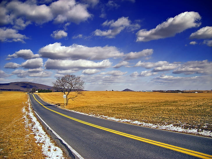 empty black top road, Country Mile, Pennsylvania, Berks County