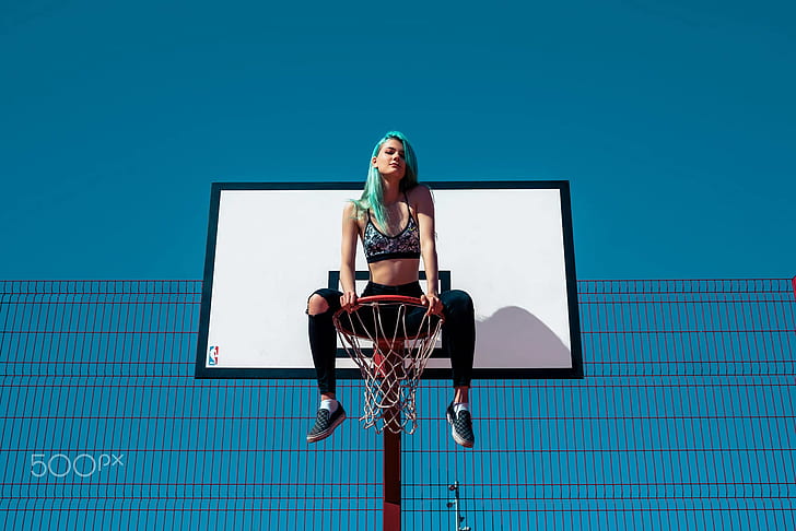 Daria Klepikova, basketball, green hair, fence, clear sky, HD wallpaper