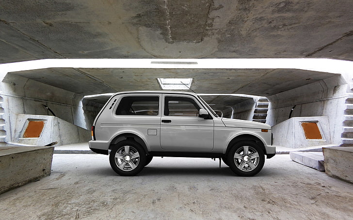 white Lada Niva SUV, car, megapolis, Urban, 4x4, VAZ, crossover, HD wallpaper