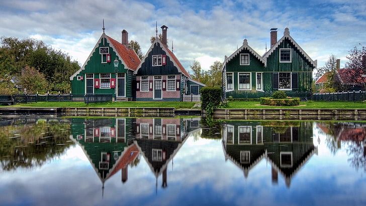 green and pink wooden house, architecture, Netherlands, water