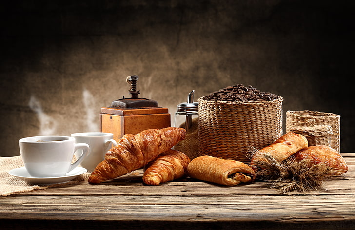bread beside coffee cups, sugar, saucer, smoke, basket, coffee grinder, HD wallpaper