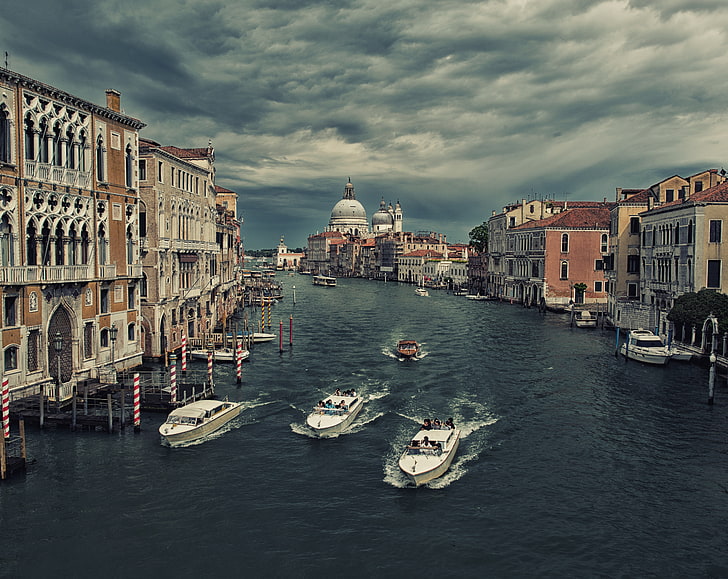 The Grand Canal from Ponte dell Accademia, white speedboat, Europe, HD wallpaper