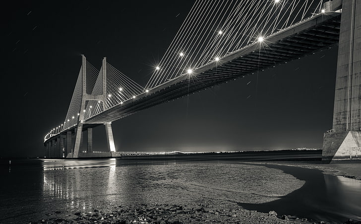 Vasco Da Gama Bridge Black and White Photography HD Wallpaper, gray concrete bridge