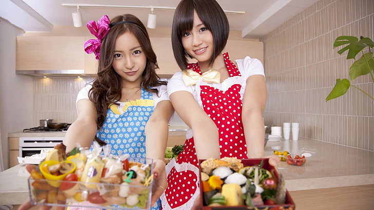 women's blue and red aprons, Japanese, food, akb48, Atsuko Maeda, HD wallpaper