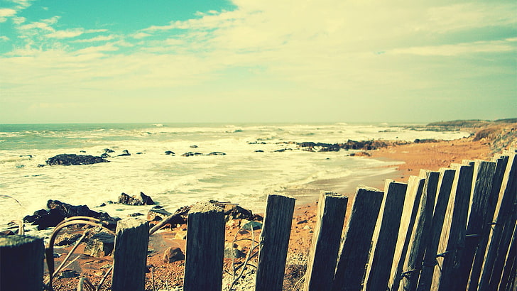 brown wooden fence, beach, rock, nature, sea, sky, water, horizon over water, HD wallpaper
