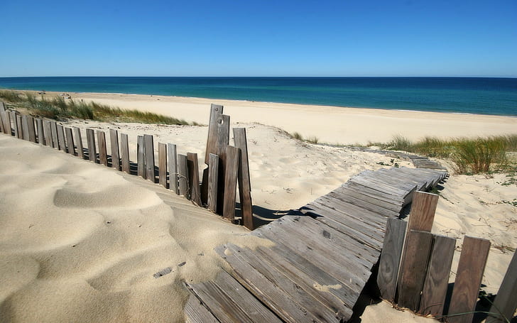 beach, sand, sea, wood fence, windy, HD wallpaper