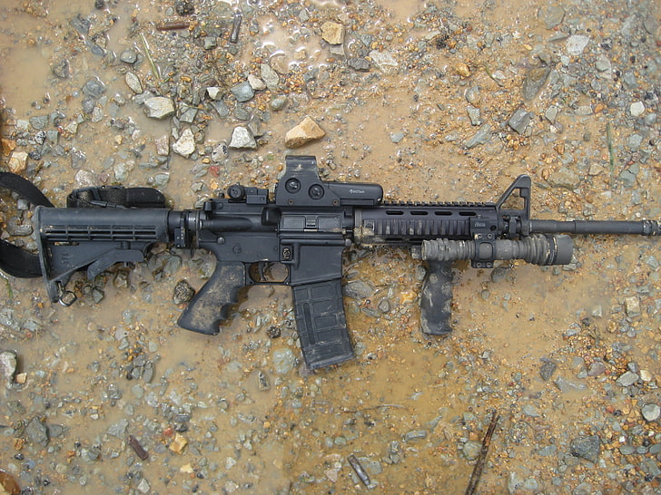 black assault rifle, water, stones, Machine, sleeve, Сolt AR-15 (M16)