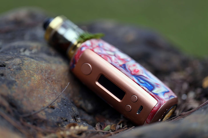 resin, vape, selective focus, day, close-up, no people, focus on foreground