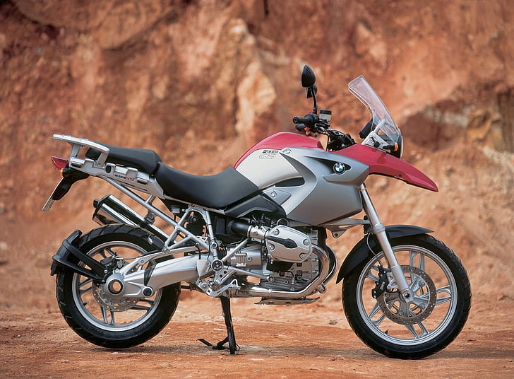 BMW R 1200 GS 2004, black, red, and gray dual-sport motorcycle
