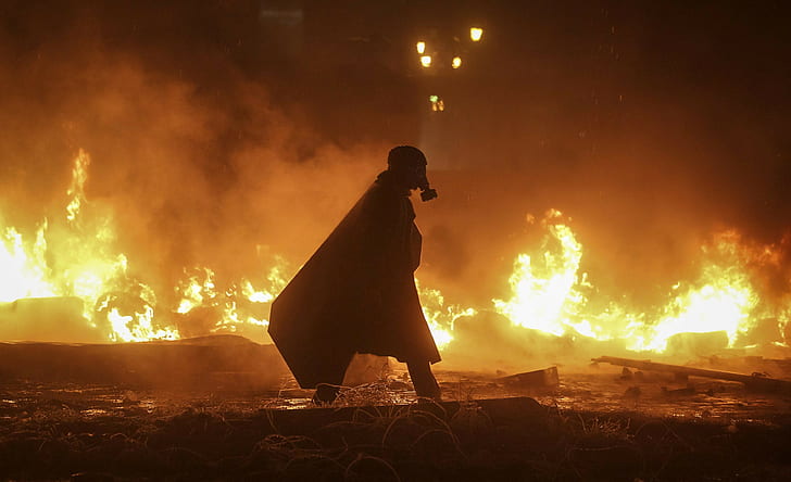 Ukraine, gas masks, fire, riots