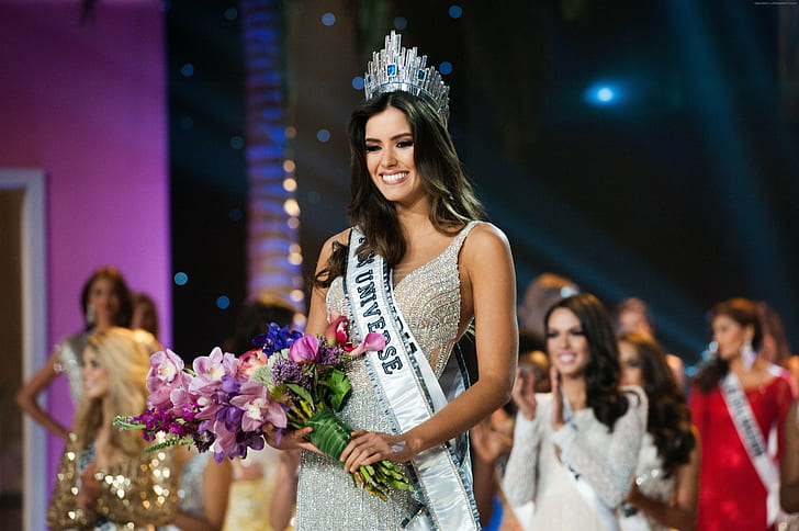 crown, white dress, smile, flowers, Paulina Vega, Miss Colombia, HD wallpaper