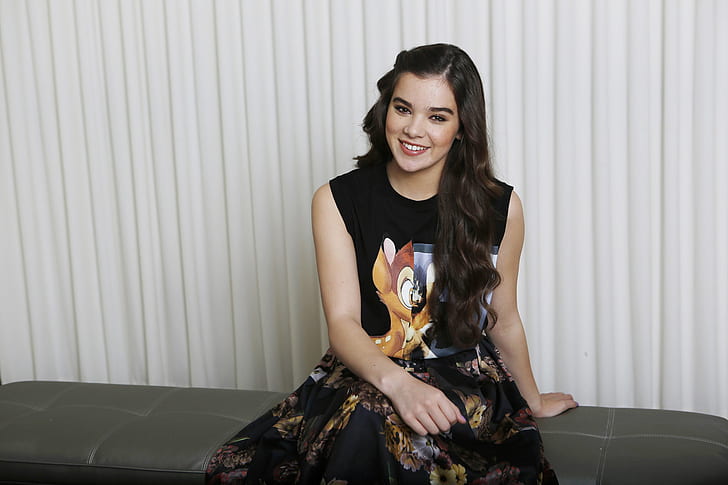 photoshoot, Hailee Steinfeld, Romeo and Juliet, for the film Romeo and Juliet