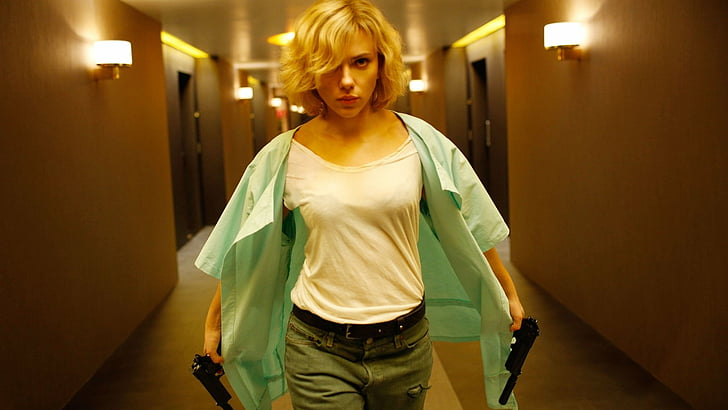 Movie, Lucy, Scarlett Johansson, adult, blond hair, indoors