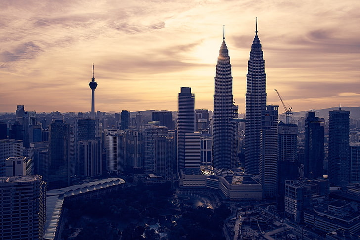 Petronas Tower, Malaysia, city, cityscape, skyscraper, Kuala Lumpur, HD wallpaper
