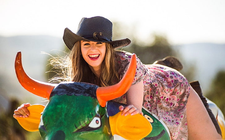 Stella Cox, model, women, sun hats, cowgirl, smiling, face