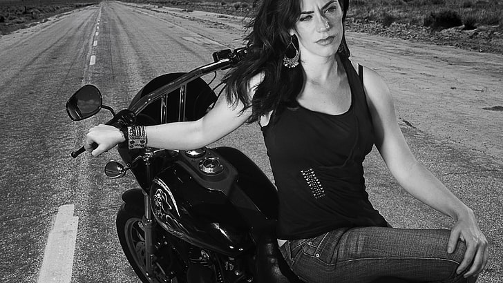 women's tank top, Sons Of Anarchy, Maggie Siff, monochrome, actress