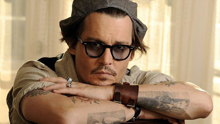 Johnny Depp finally put a ring on it - 9Celebrity