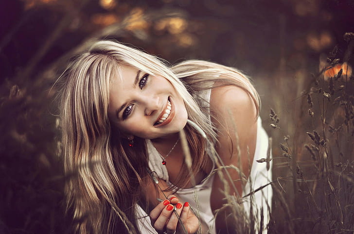 Girl smile portrait, glance, HD wallpaper