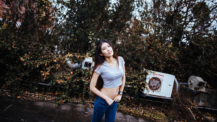 Asian, jeans, belly, crop top, bare midriff, belly button, tree